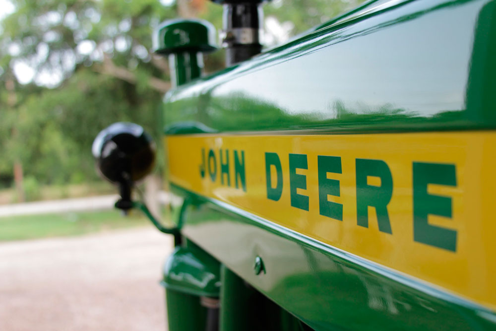 web-mutual-john-deere2.jpg